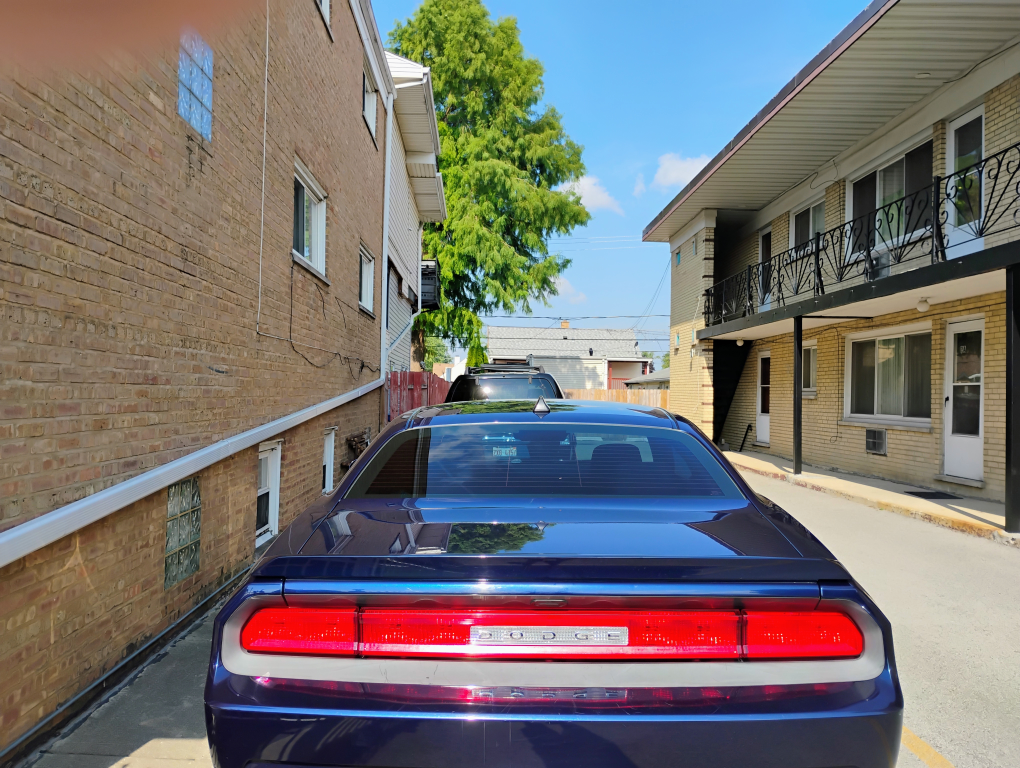 Dodge Challenger - Blue - photo 3