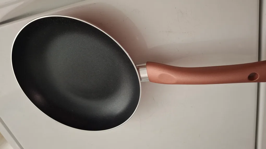 new 9.5" Frying Pan - Rose Gold Handle thumbnail