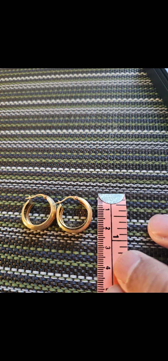 14K Gold Hoop Earrings - 3.62g image indicator(3)