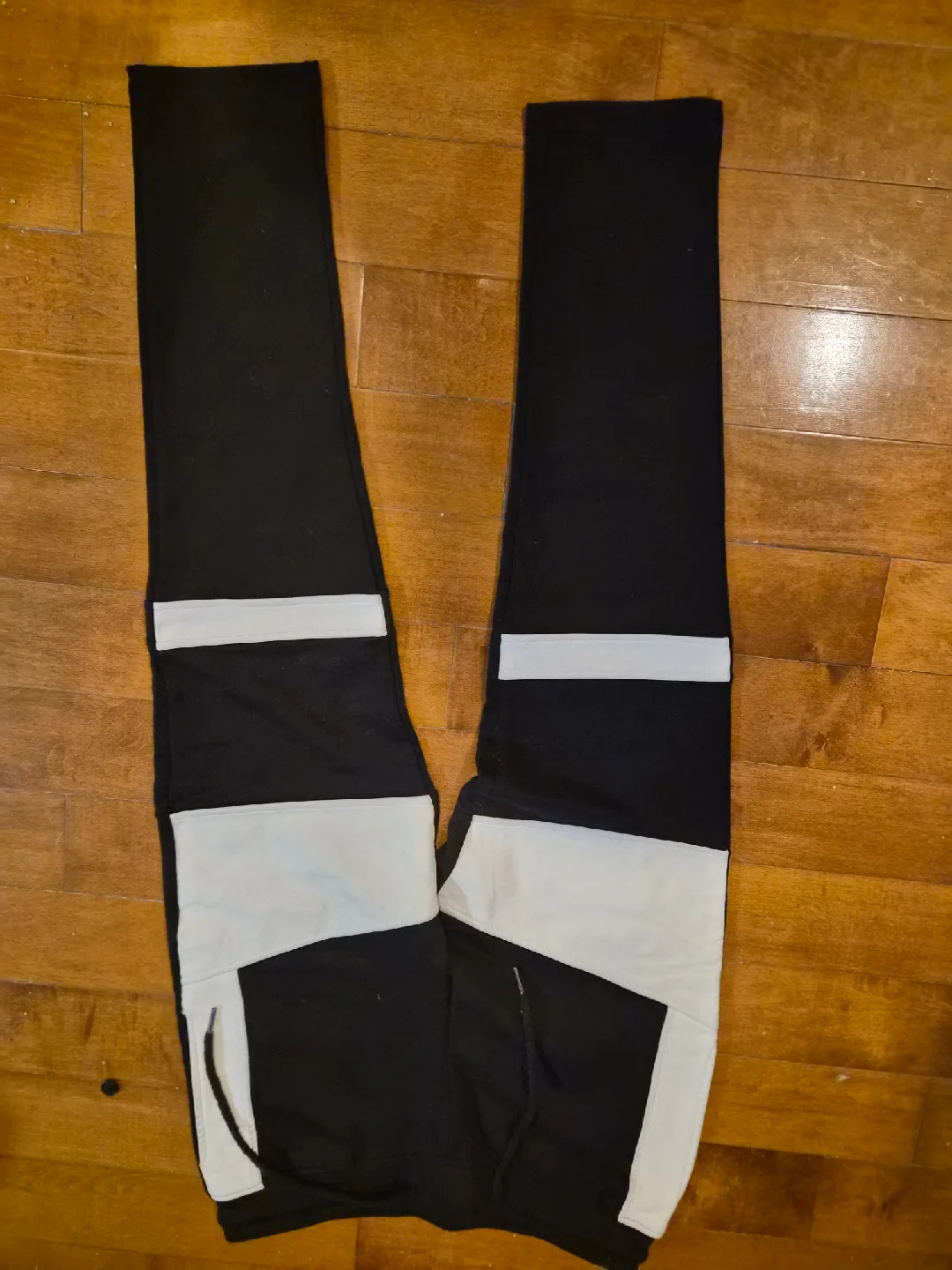 Men Jogger style Pants size S 32 image indicator(3)