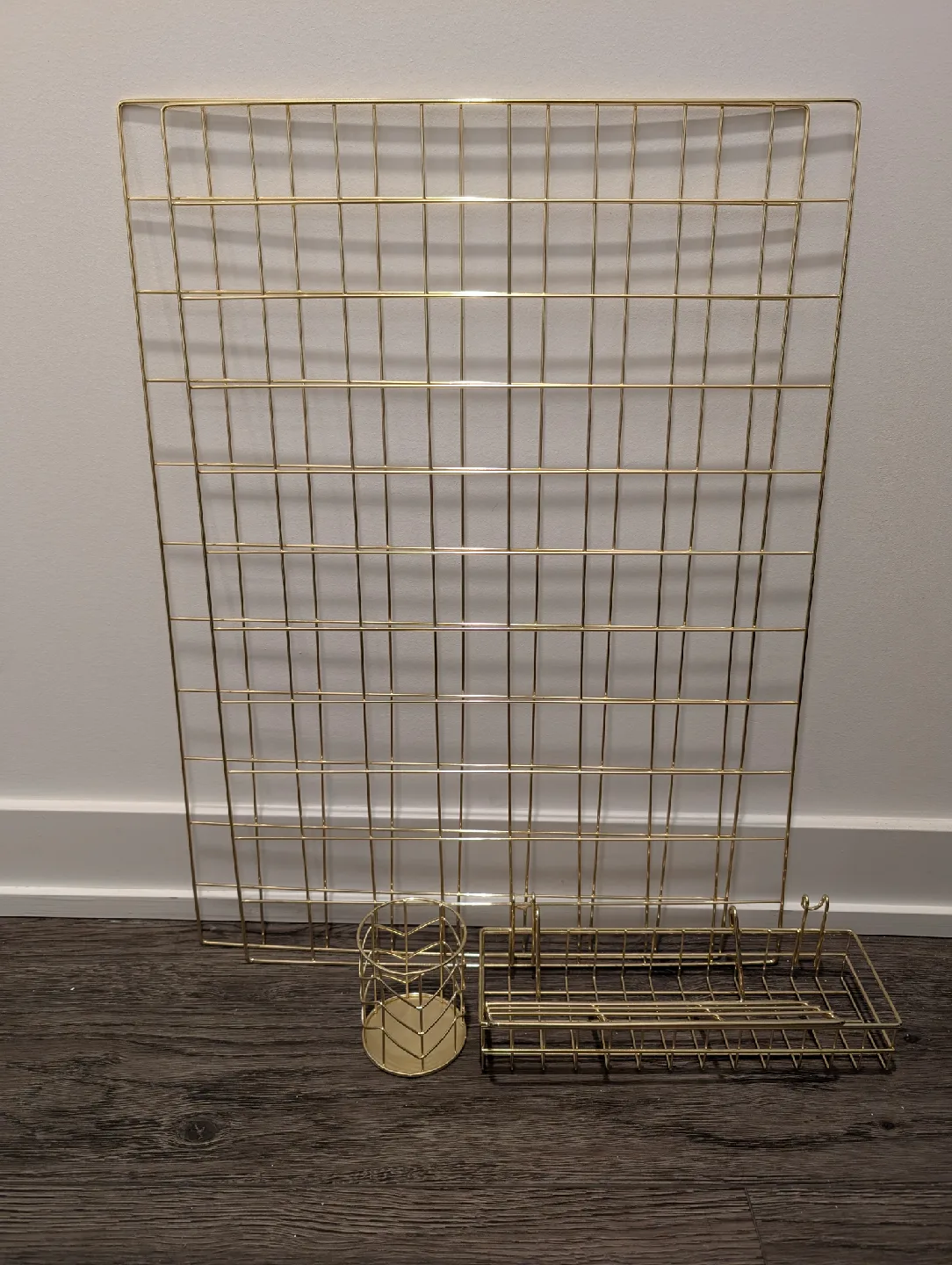 Gold Grid Wall Panel with Shelves image indicator(2)