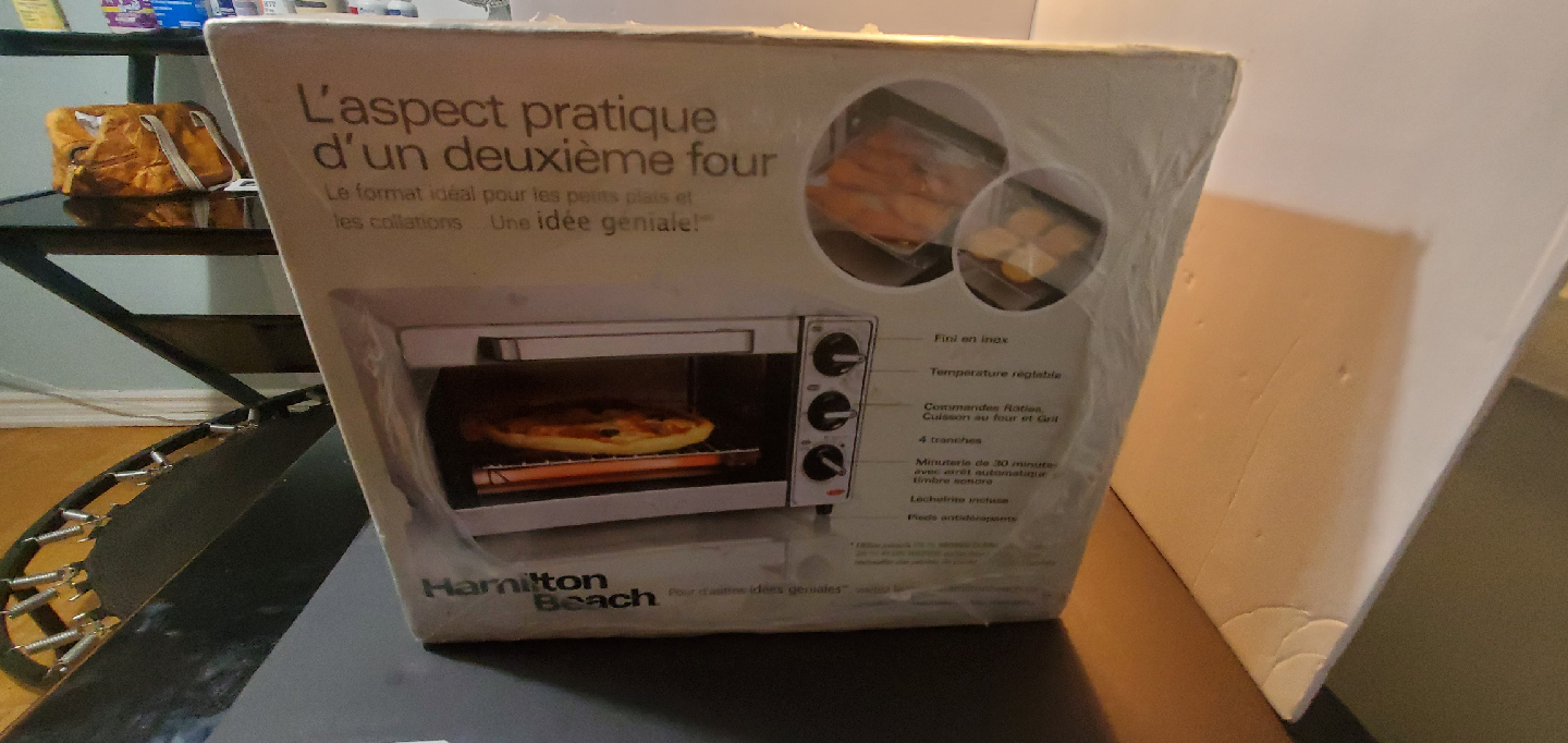Hamilton Beach Toaster Oven - 4 Slice Capacity - photo 3