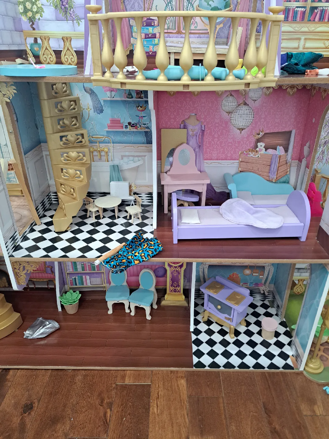 KidKraft Princess Castle Dollhouse image indicator(2)