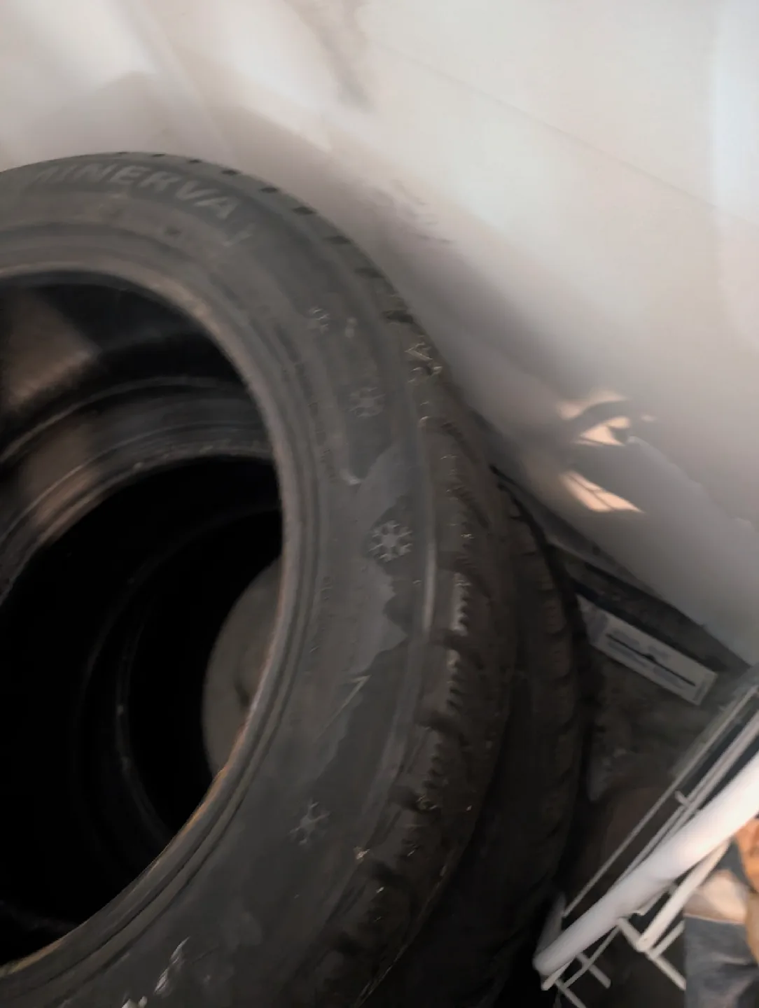 215/55R17 Minerva Eco Stud M+S Tire image indicator(5)