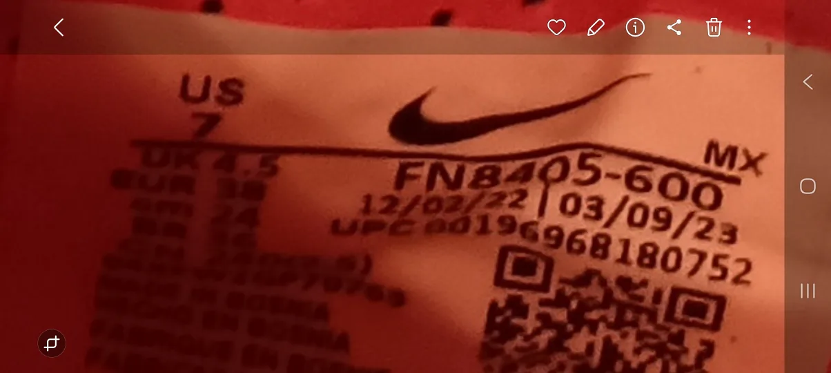 Nike Phantom Luna Soccer Cleats - Size 7 image indicator(4)