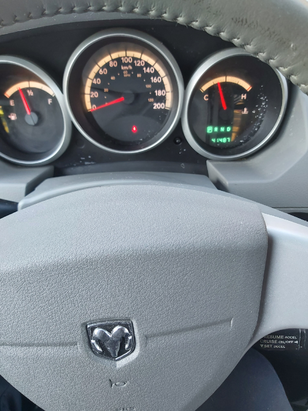 dodge gran caravan   s e   2010