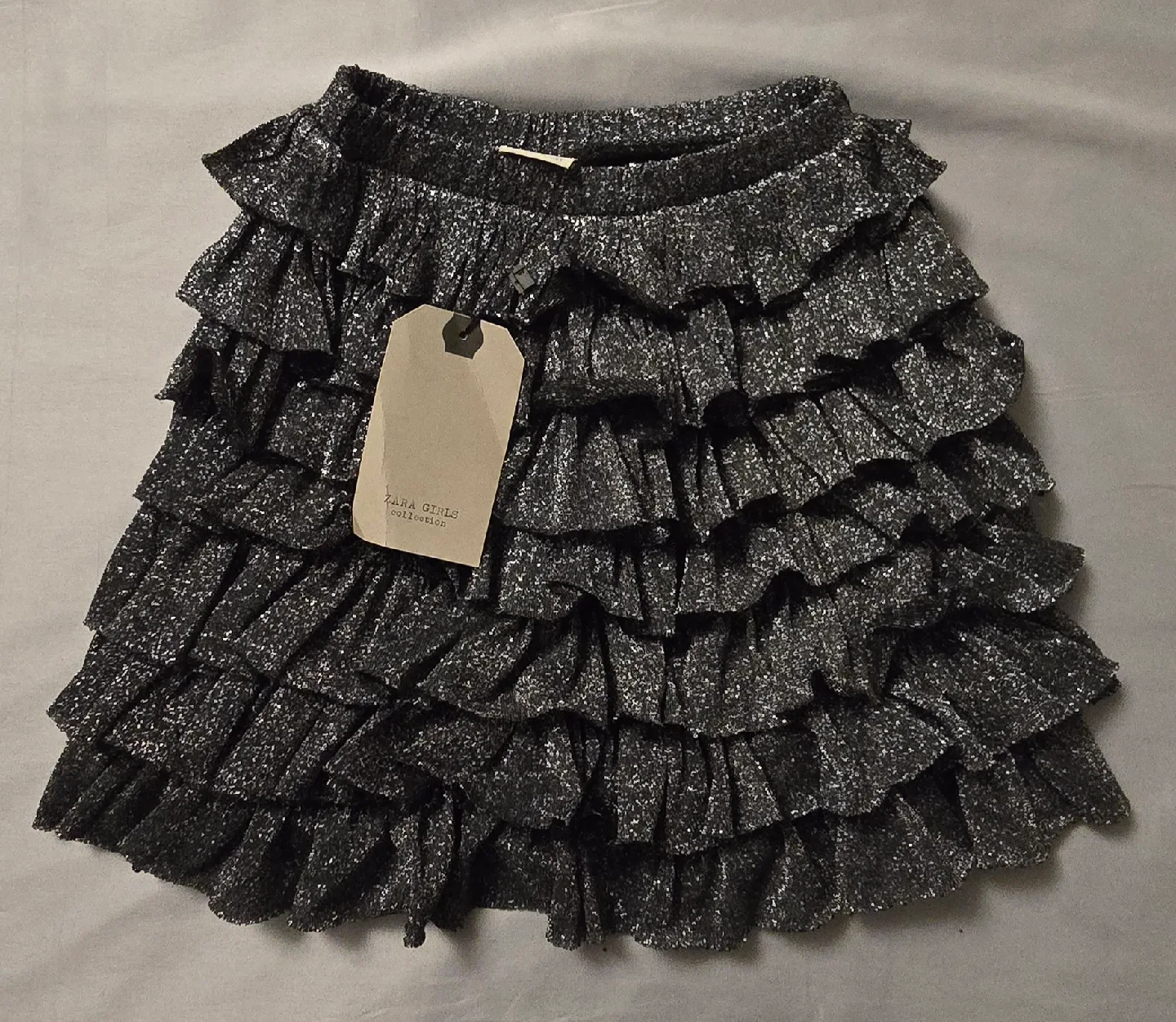 🥕 NEW! Zara Girls Silver Ruffle Holiday Skirt! Kids Size 8 - 9 thumbnail