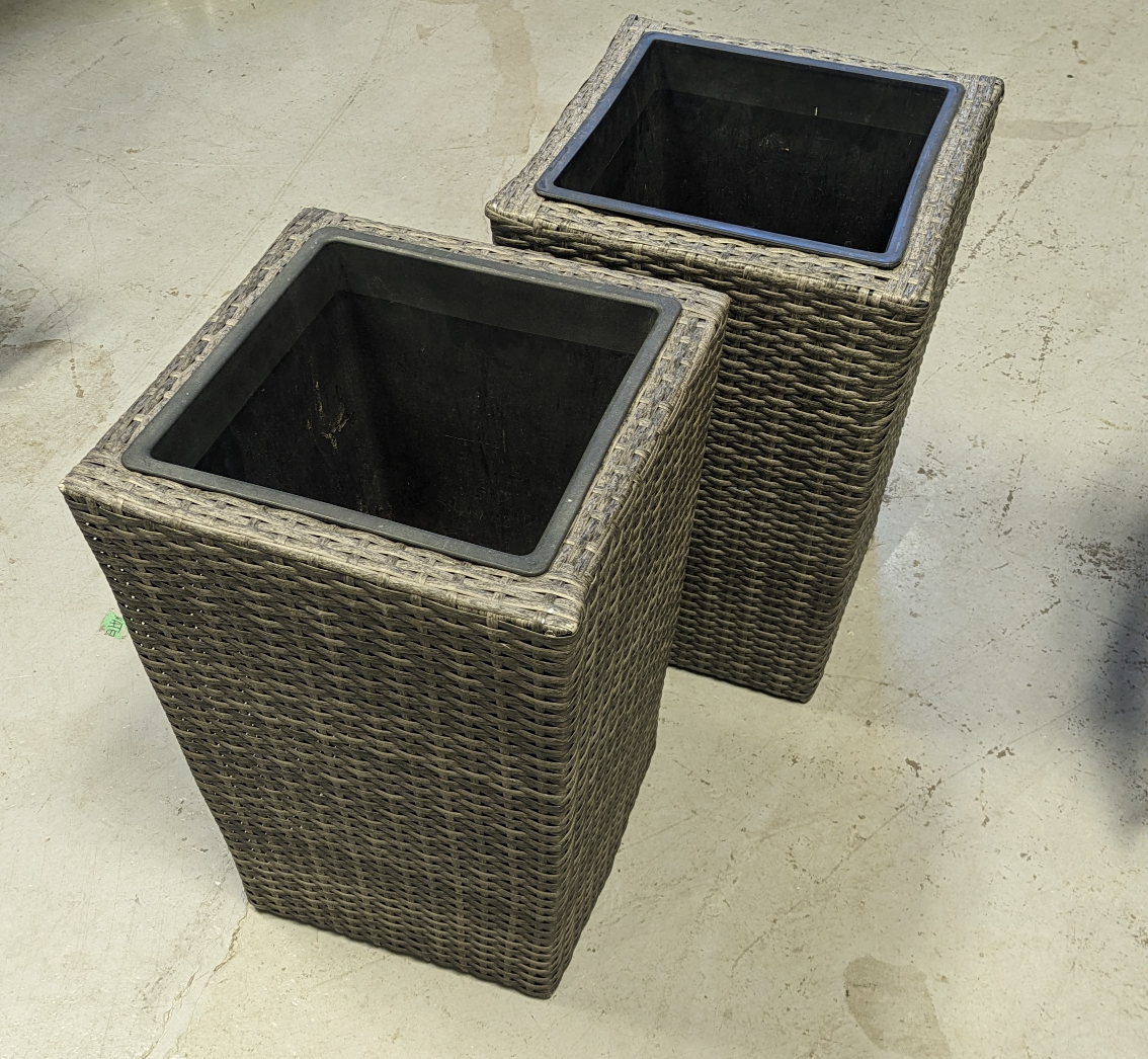 Wicker Outdoor Planters (Set of 2) - photo 2