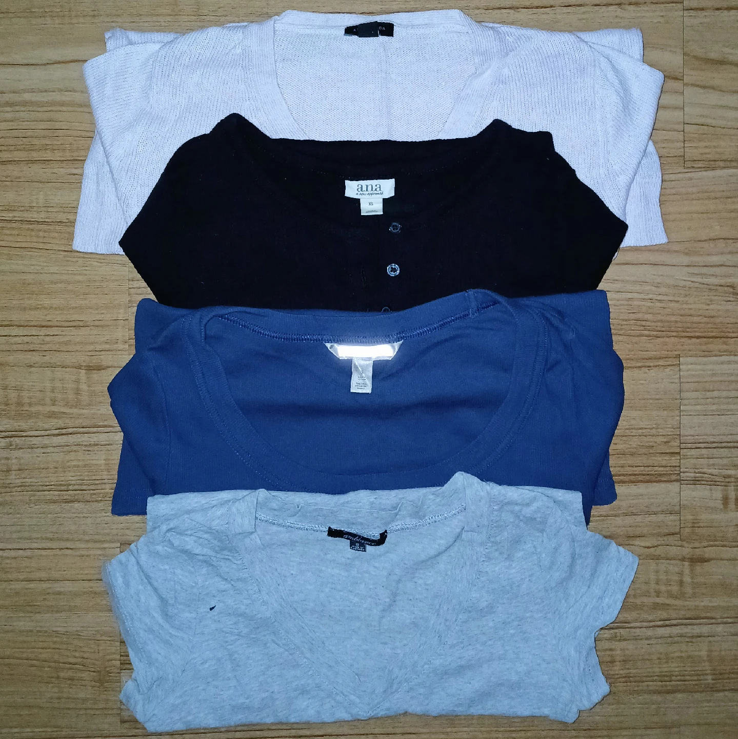 Assorted Women's Tops - XS/S