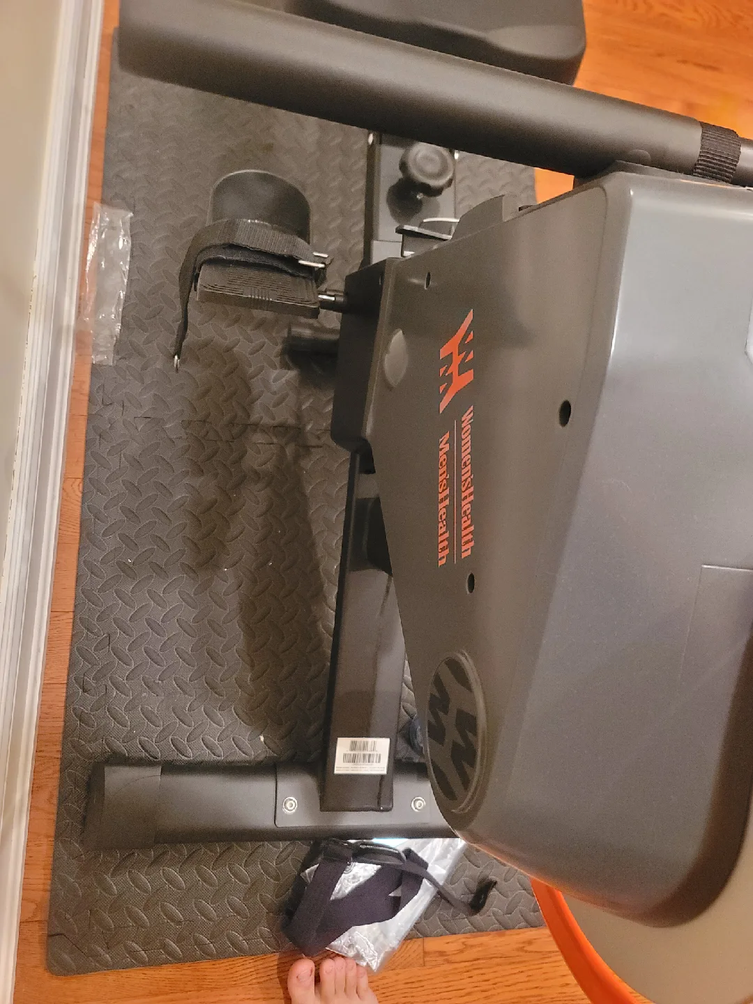 Women's Health/Men's Health Rowing Machine image indicator(5)