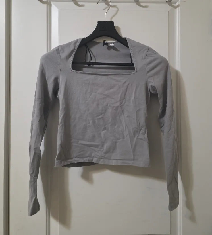 H&M Square Neck Long Sleeve Tops - Small image indicator(2)