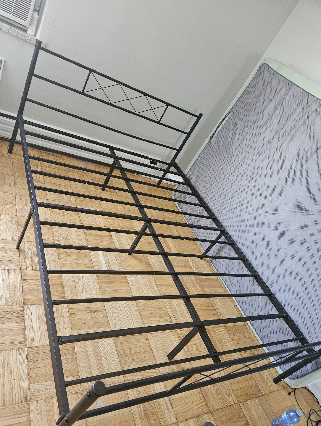 Black Metal  Queen Bed Frame - photo 2