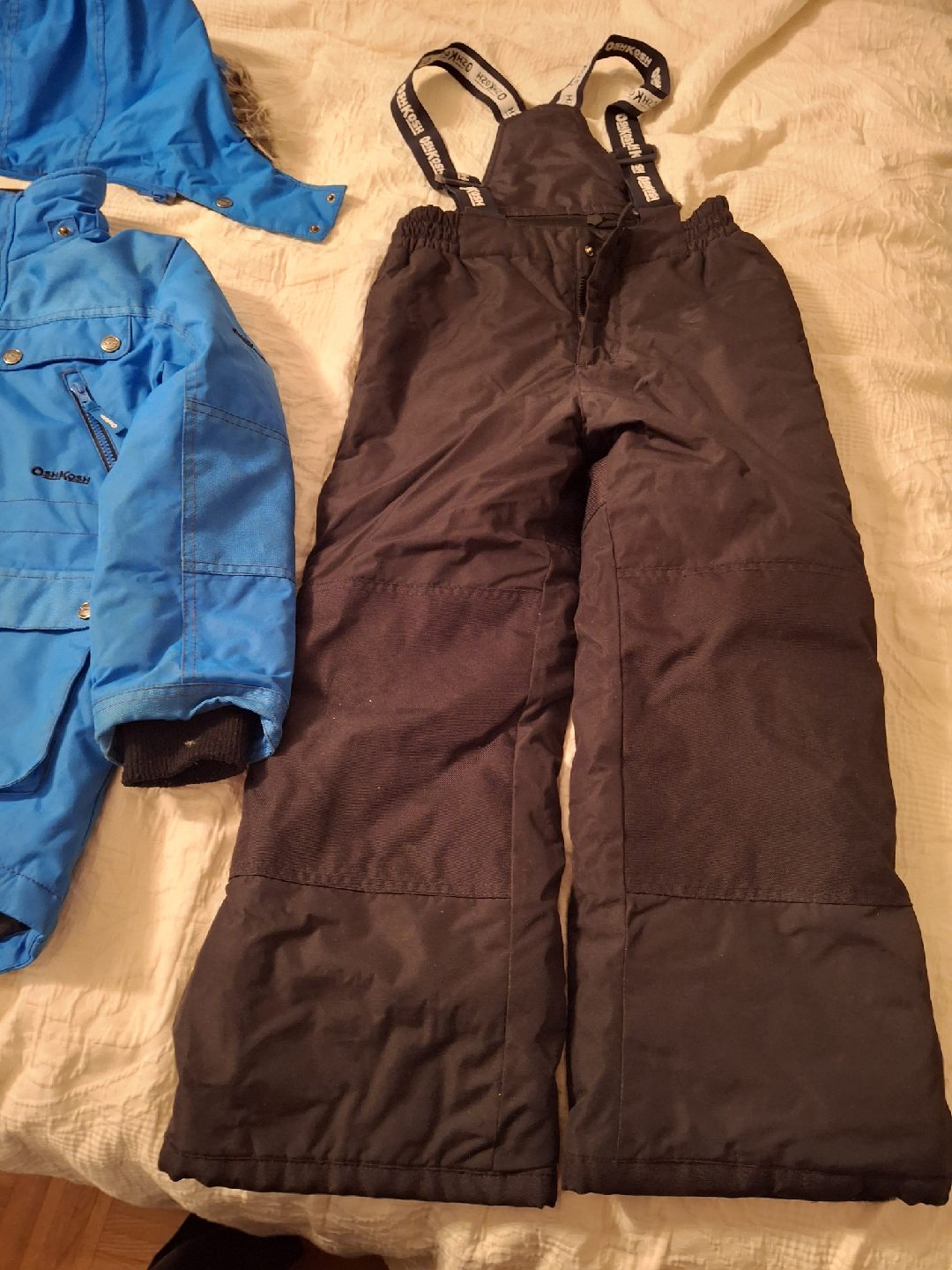 OshKosh B'gosh Snowsuit - Size 7 - photo 4