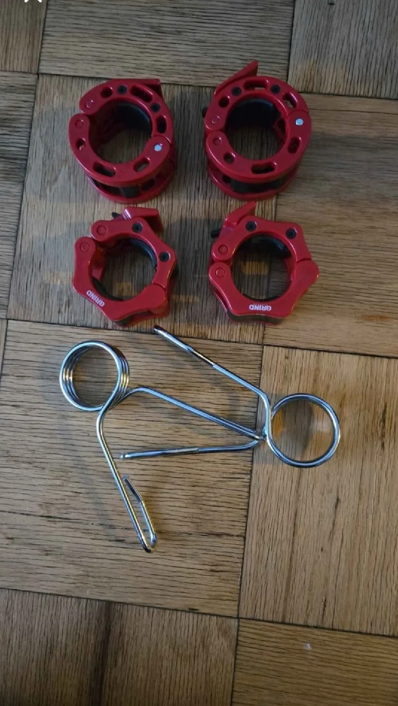 squat rack set with plates,mats,and clips image indicator(6)