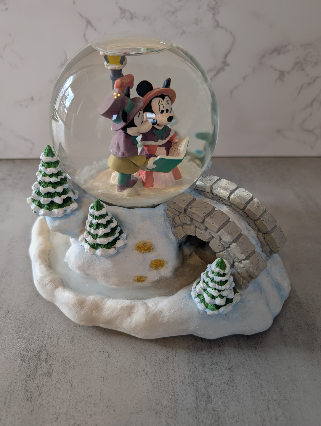 mickey and Minnie musical snow globe - photo 4