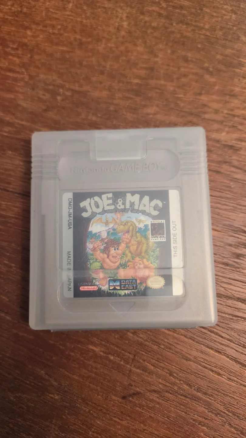Joe & Mac Nintendo Game Boy Cartridge thumbnail
