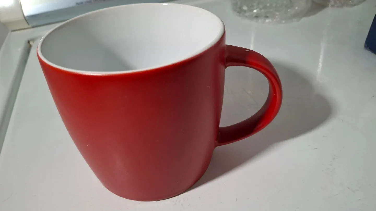 Red and White Ceramic Mug image indicator(2)