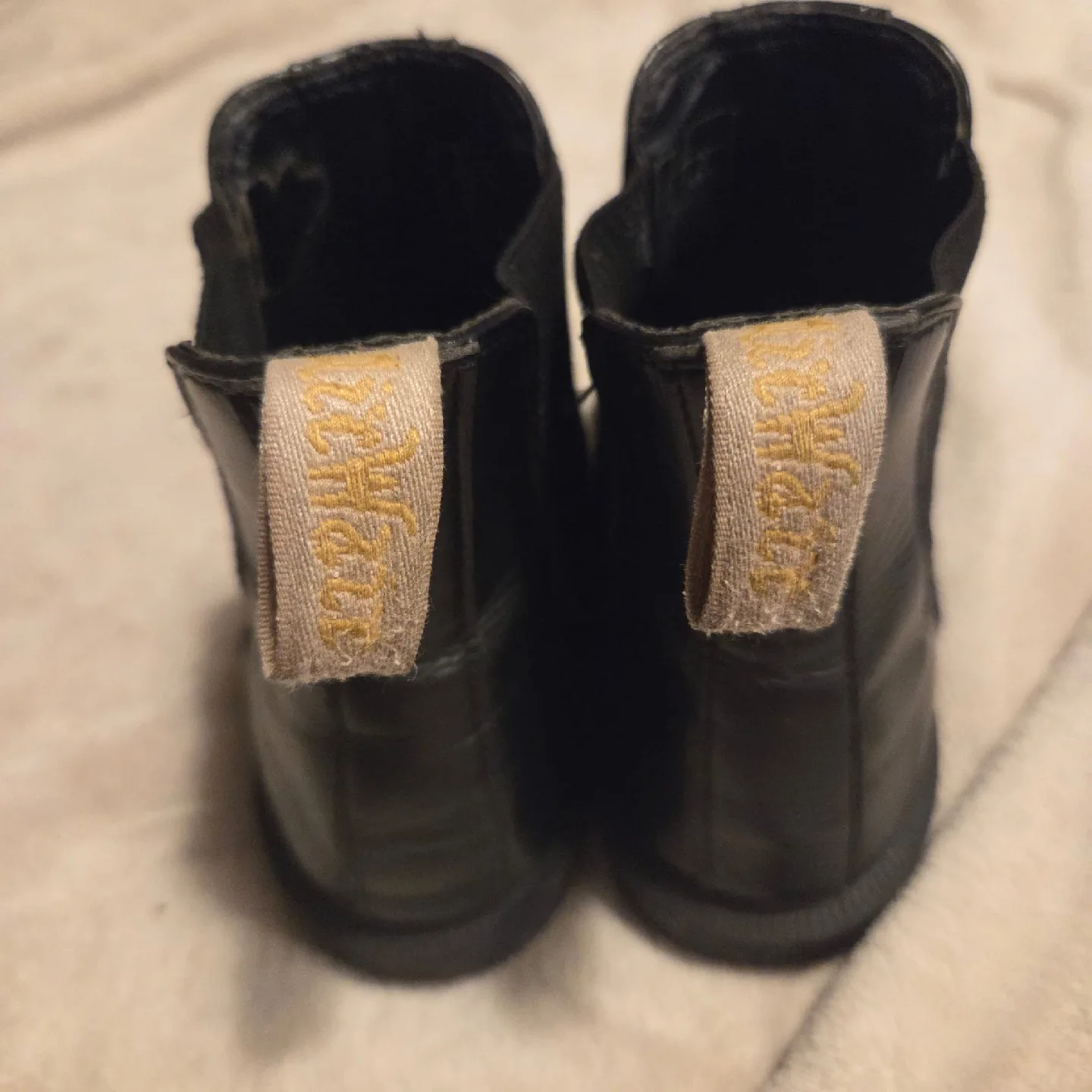 Dr. Martens Flora Chelsea Boots - Black image indicator(5)