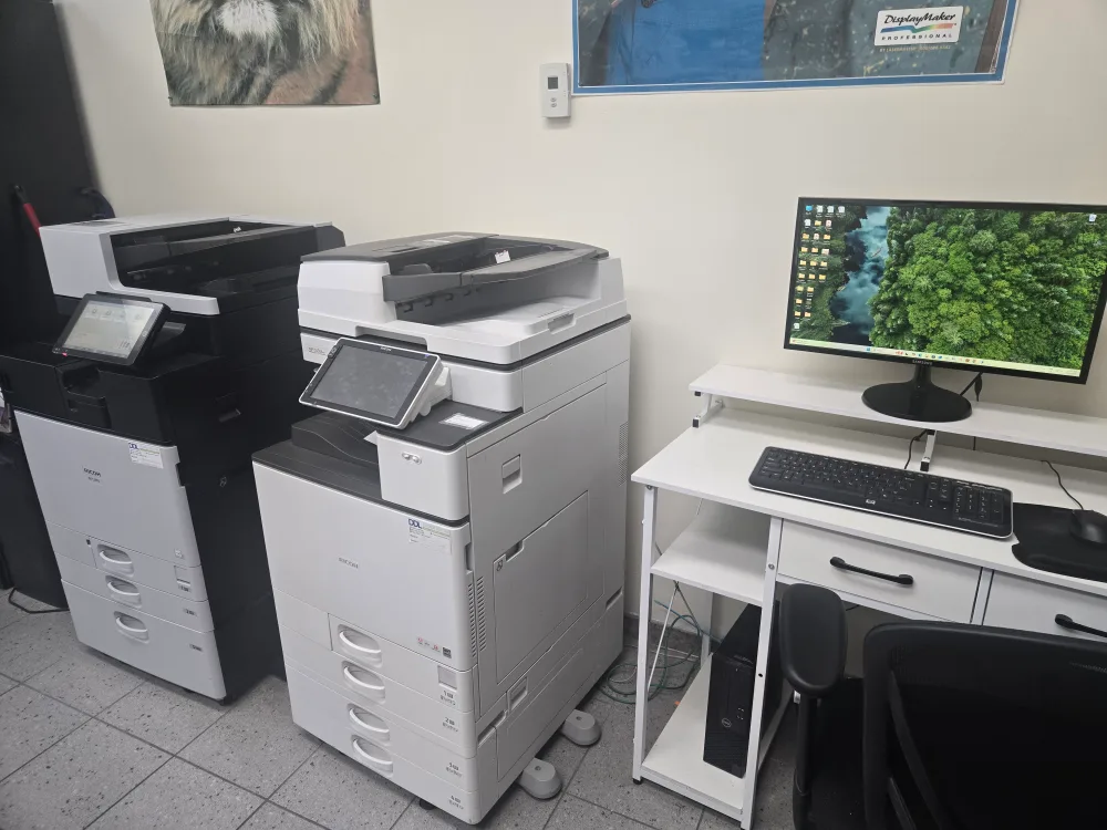 Shared Office Space for Rent in High Traffic Mall image indicator(3)