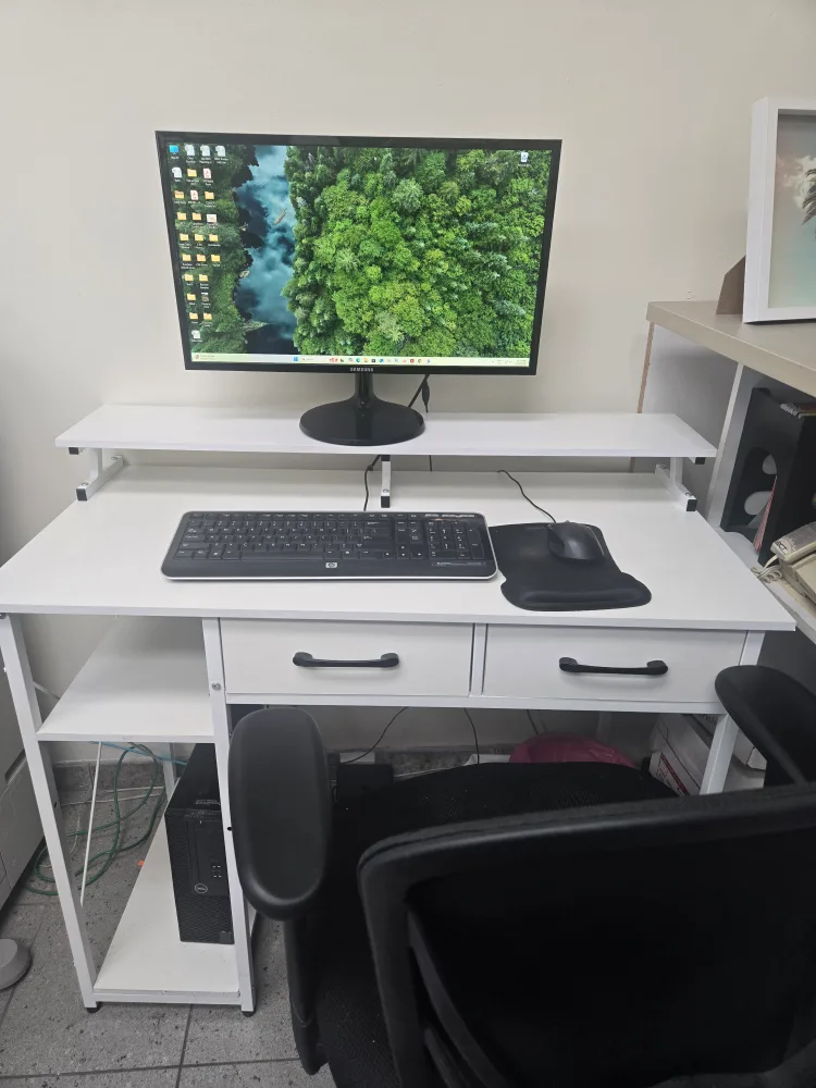 Shared Office Space for Rent in High Traffic Mall image indicator(4)