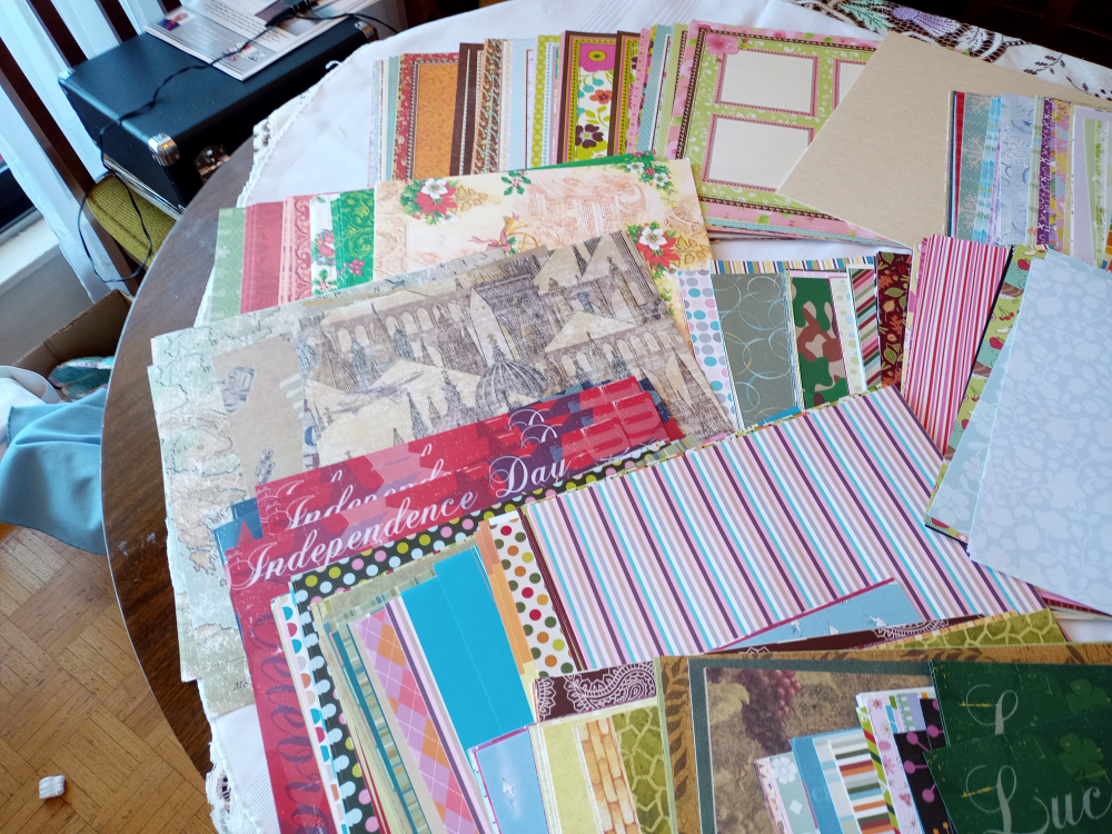 Scrapbook Paper Lot - Various Designs & Colours - photo 3