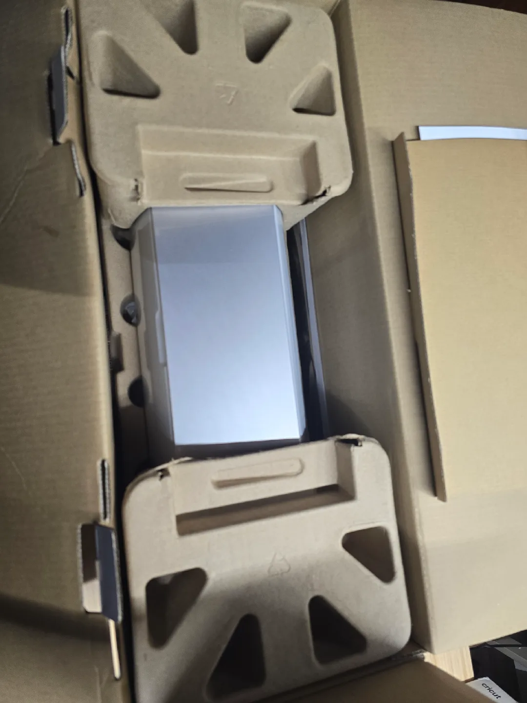 New Cricut Maker 3 Ultimate Smart Cutting Machine image indicator(4)