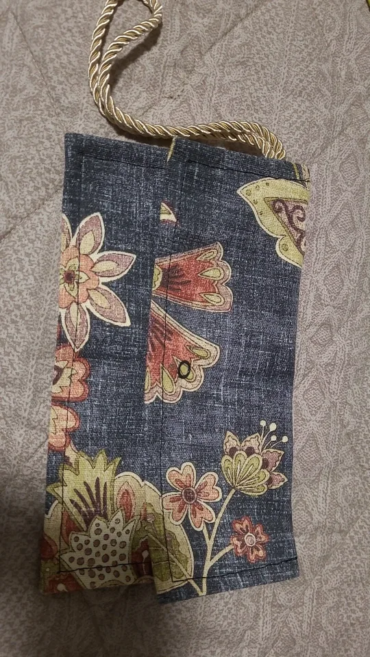 ladies  clutch  Purses / Wallets for 10.00 each image indicator(4)