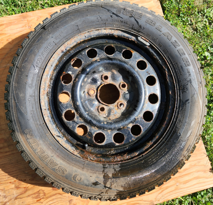 Sailun Ice Blazer WST1 225/60R16 Tire