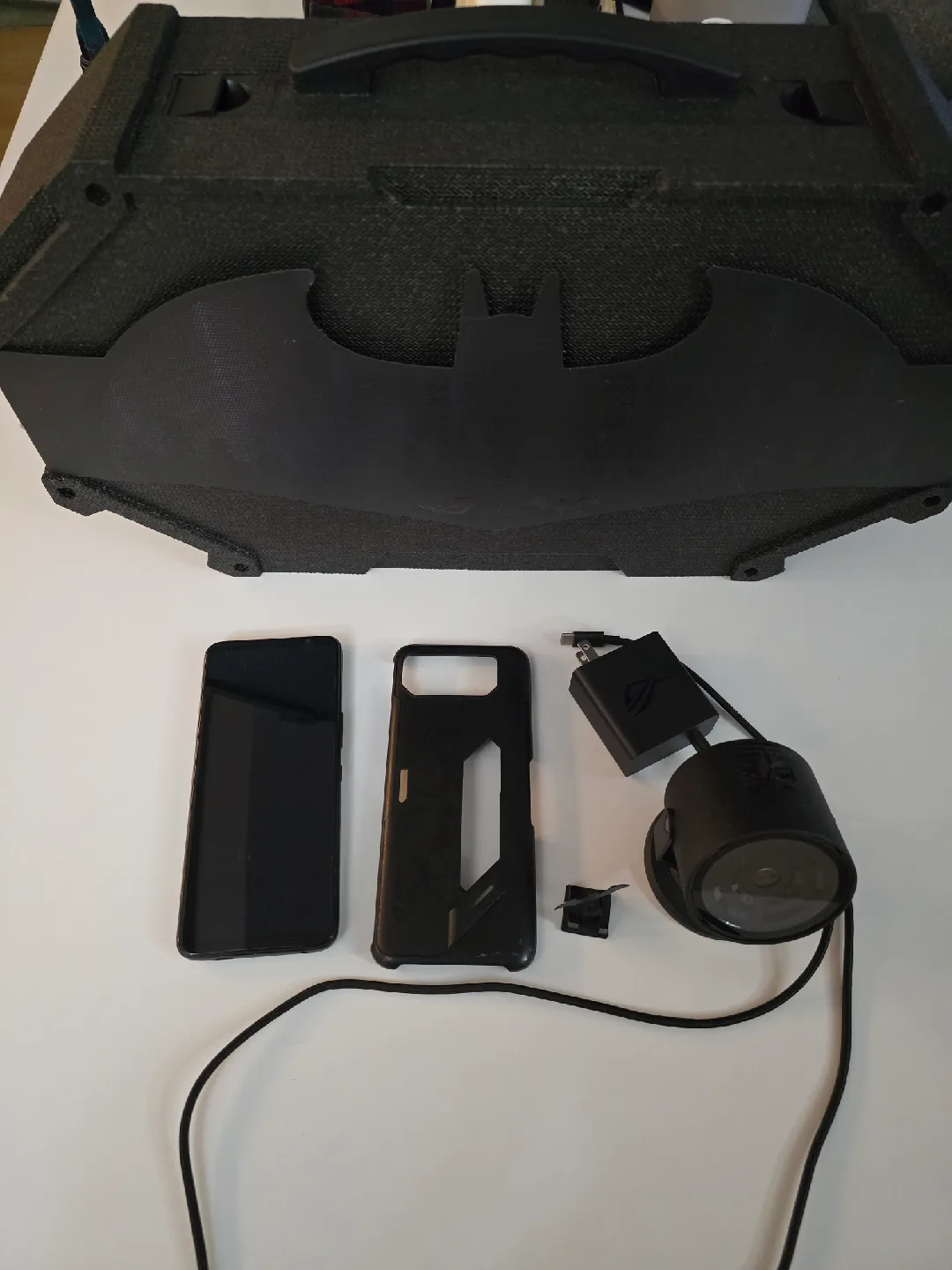 Asus Rog Batman Limited Edition image indicator(2)