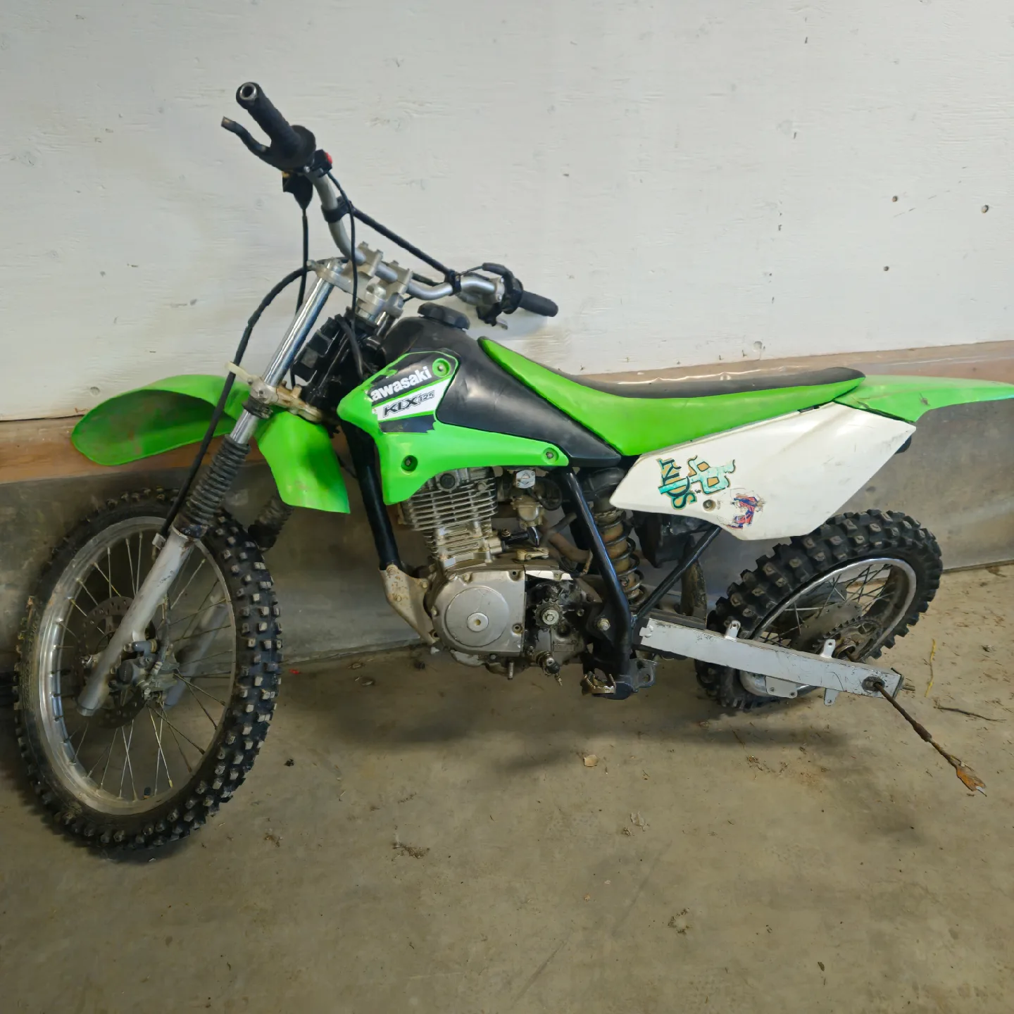 Kawasaki KLX 125 *MECHANIC SPECIAL* image indicator(2)