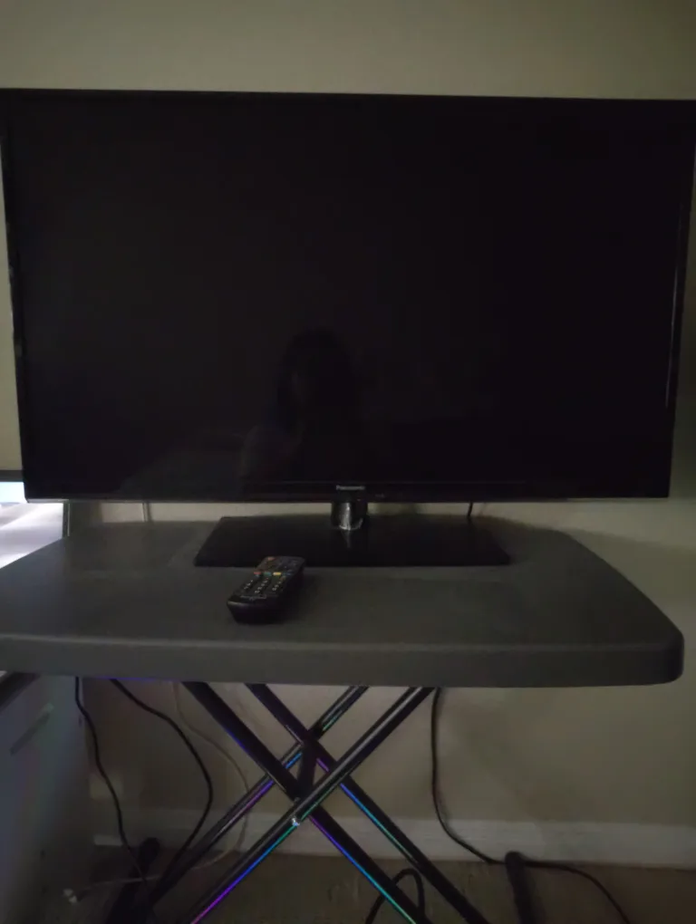 Panasonic TC-L39EM60 39" LCD TV