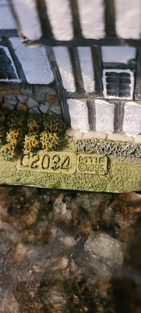 Lilliput Lane The White Hart Miniature House🥕 image indicator(6)