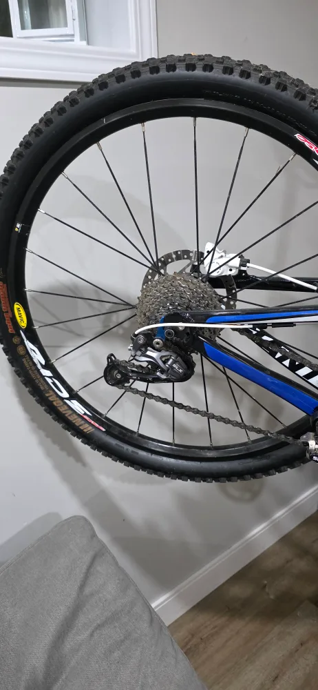 Giant Anthem X4 Mountain Bike image indicator(2)