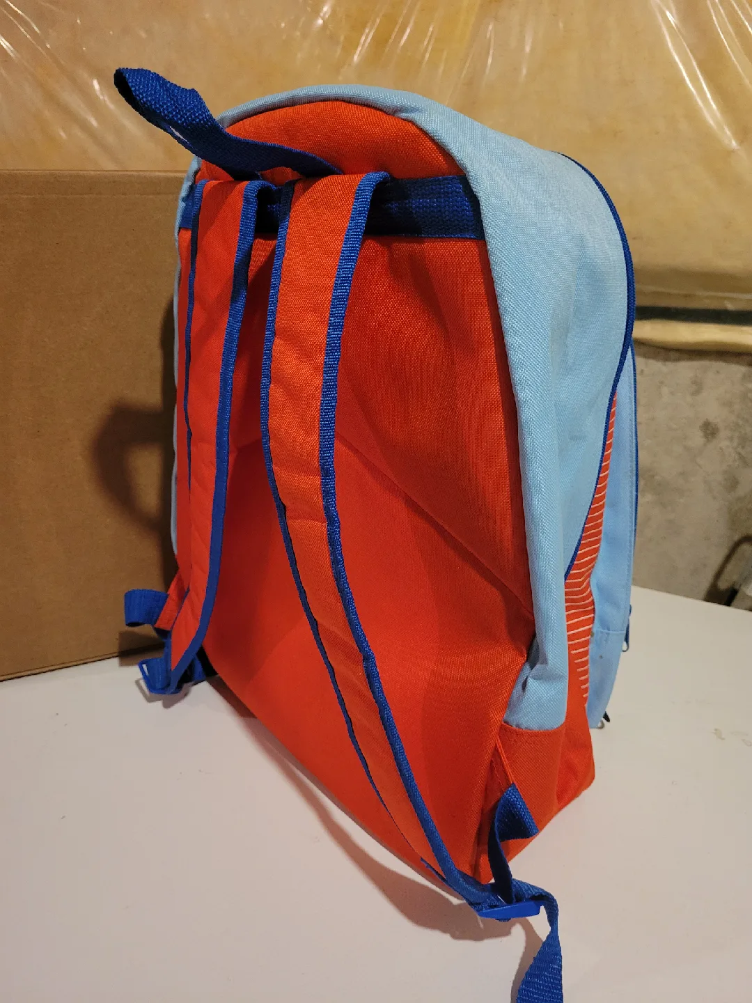 Caillou Backpack image indicator(5)