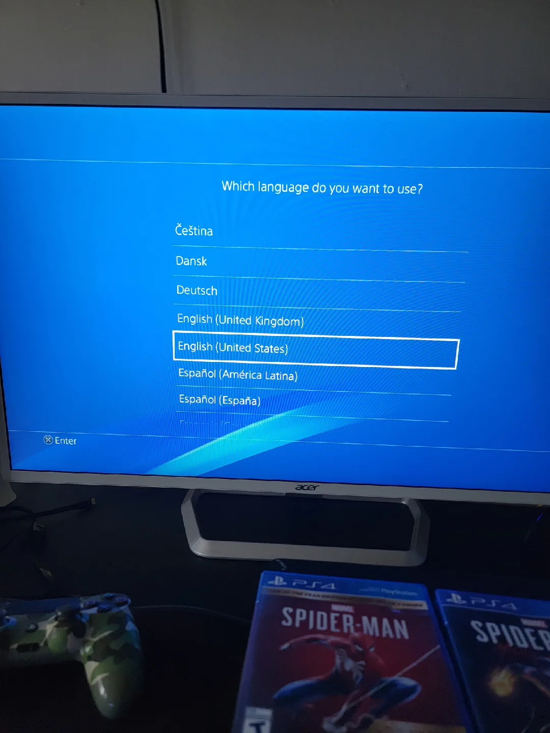 PlayStation 4 with Spider-Man Games image indicator(3)