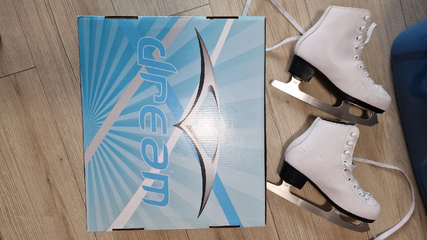 Dream Ice Figure Skates - Size 1 with helmet image indicator(4)