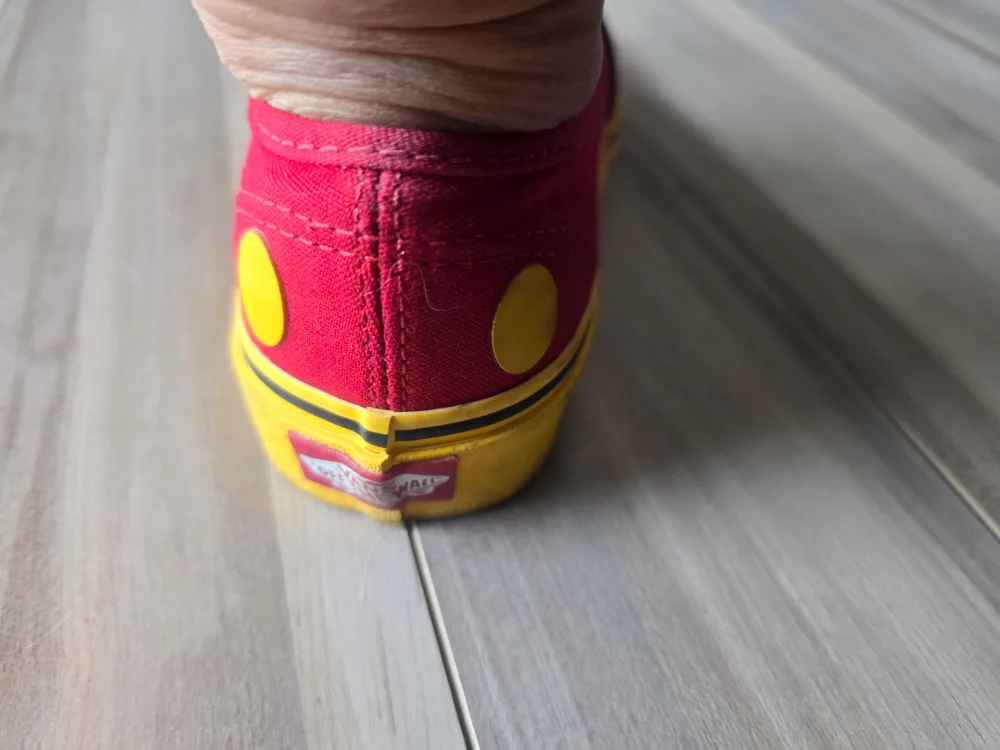 Vans Disney Mickey Mouse Shoes - Size 6 US Women's image indicator(5)