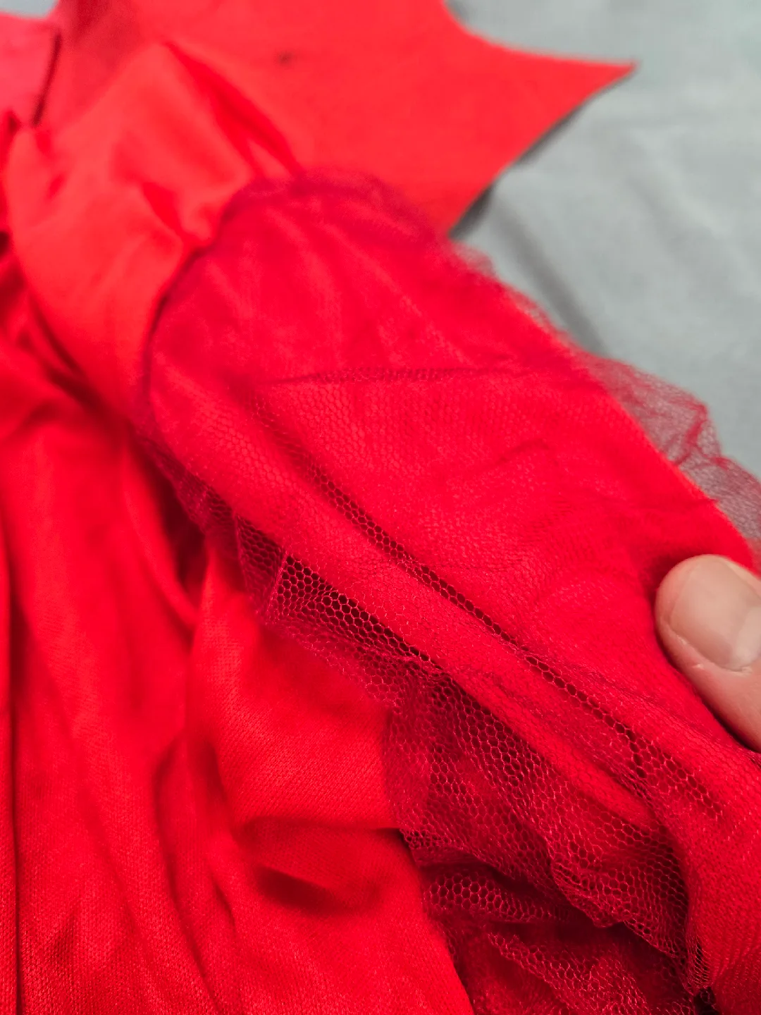 Adult woman's halloween costume red devil size medium image indicator(4)