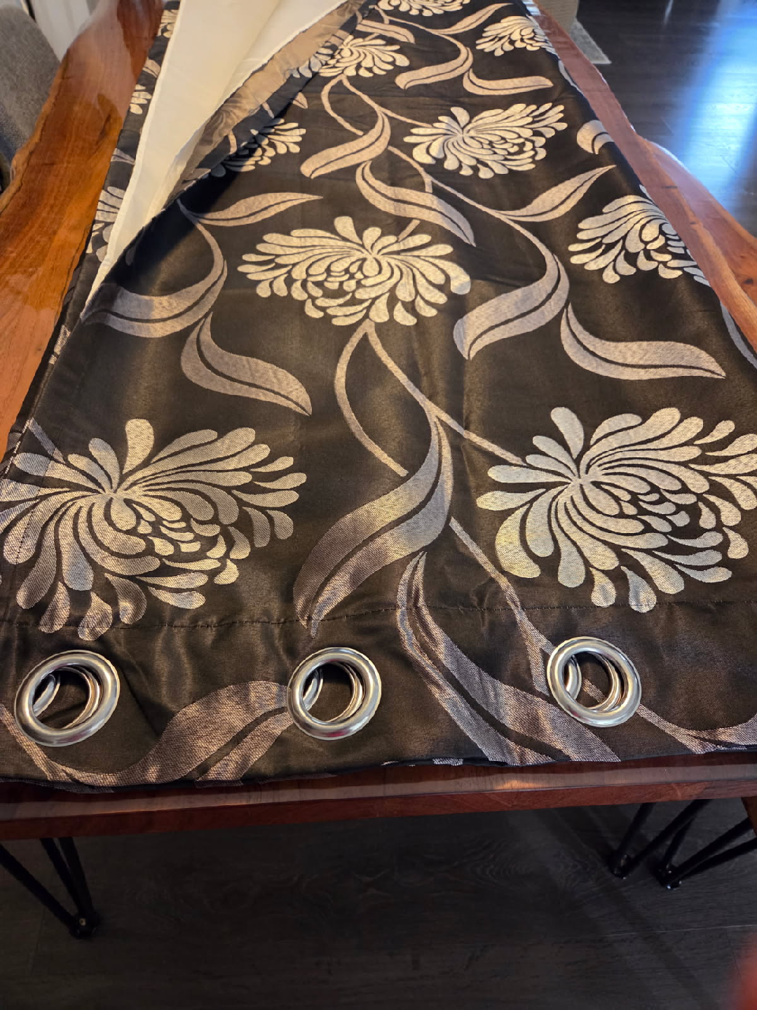 Floral Patterned Curtain - Black & Silver