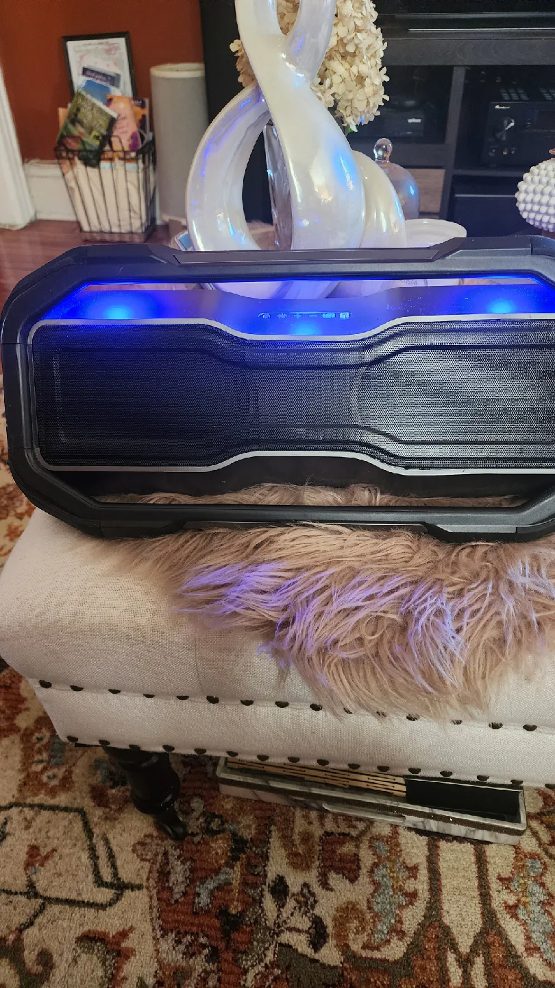 Altec Lansing ROCKBOX XL Wireless Bluetooth image indicator(2)