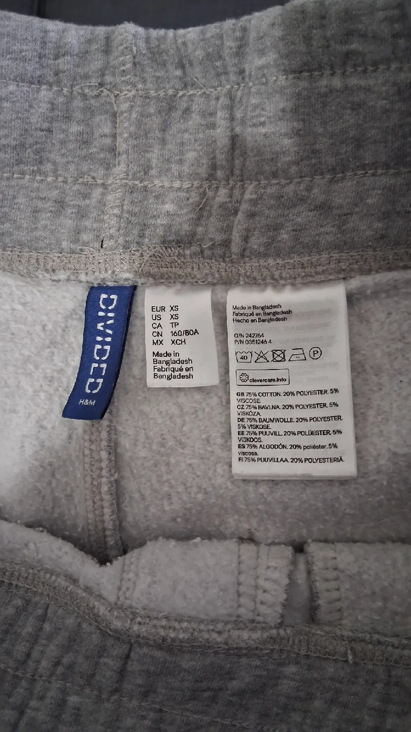 H&M Divided Grey Jogger Pants - XS image indicator(3)