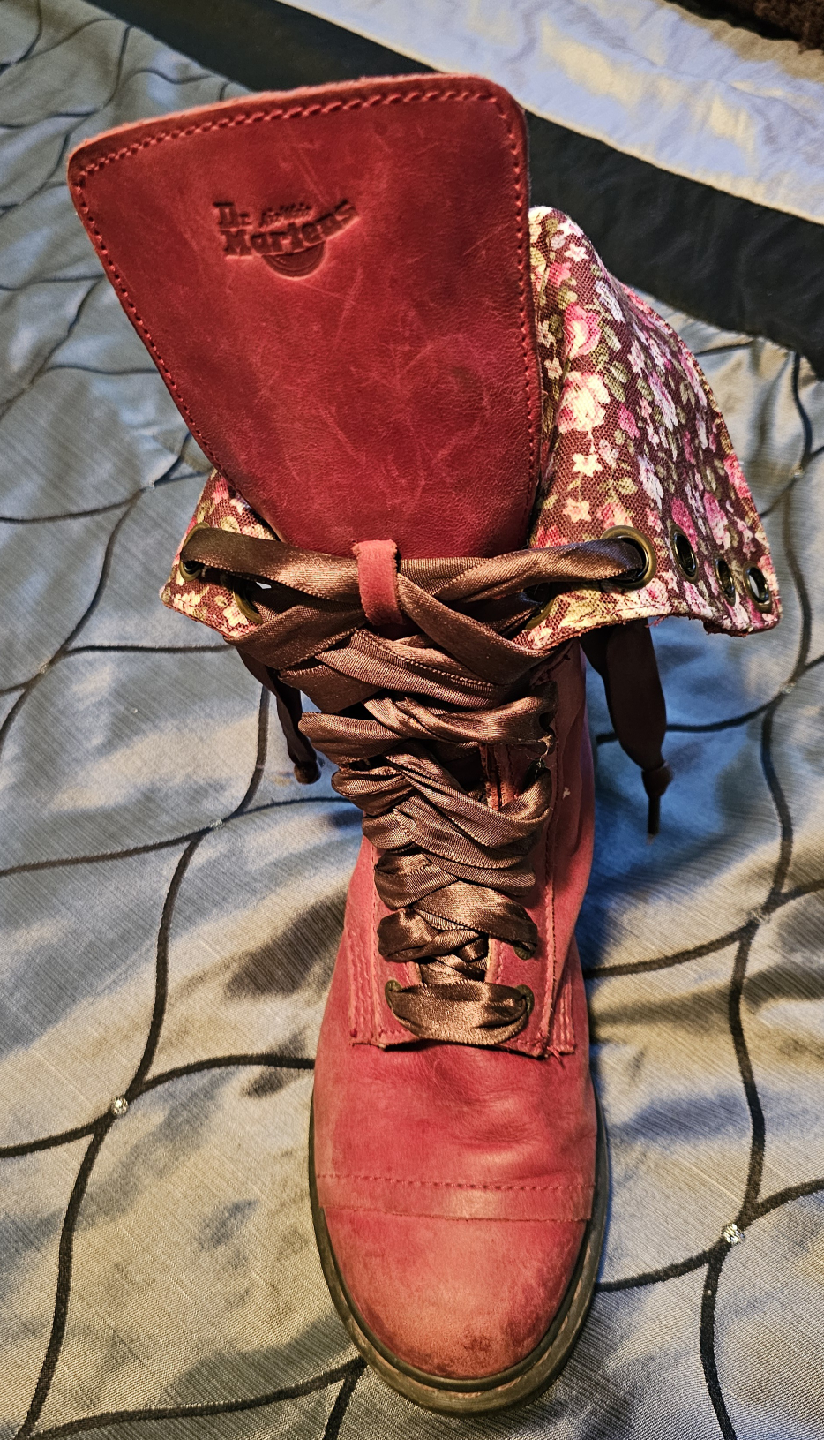 Dr. Martens Burgundy Boots, Size 39 - photo 3