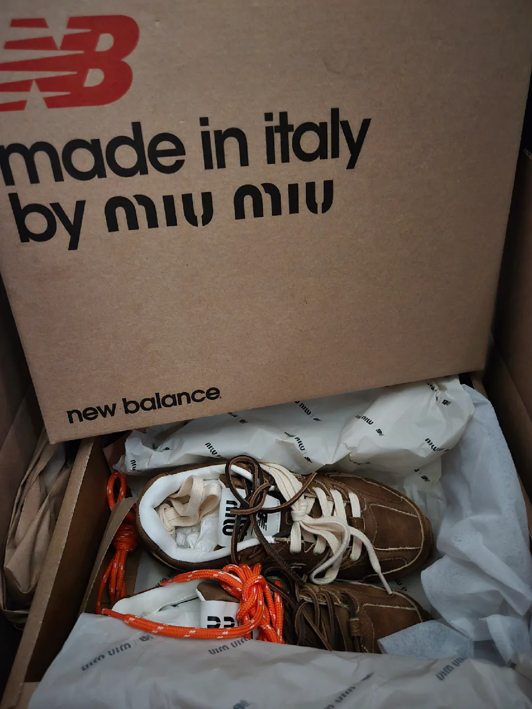 New Balance x Miu Miu 530 SL Cinnamon, Size 35 EU image indicator(3)