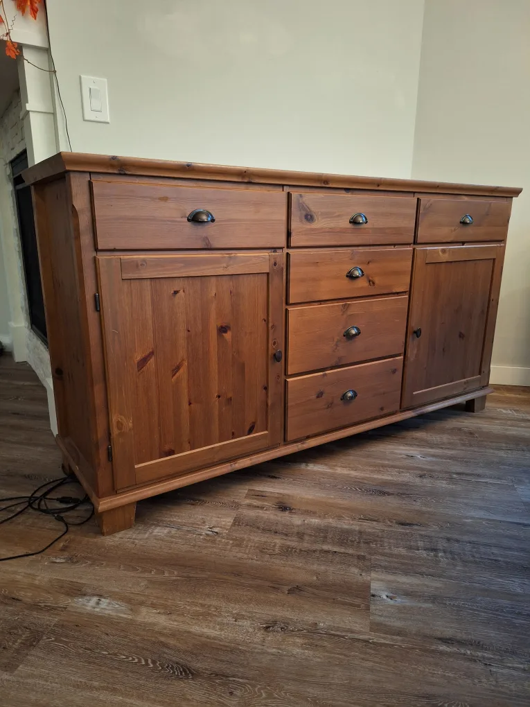 Pine Wood Buffet/Sideboard image indicator(2)