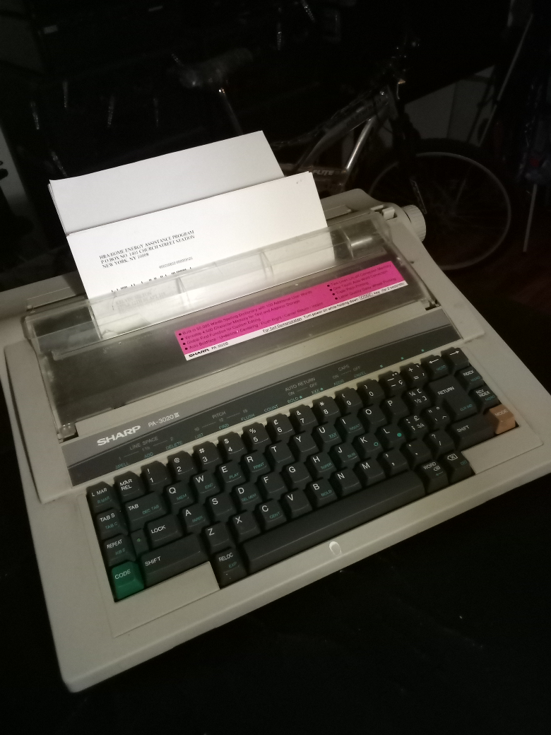 Sharp PA-3020II Electric Typewriter