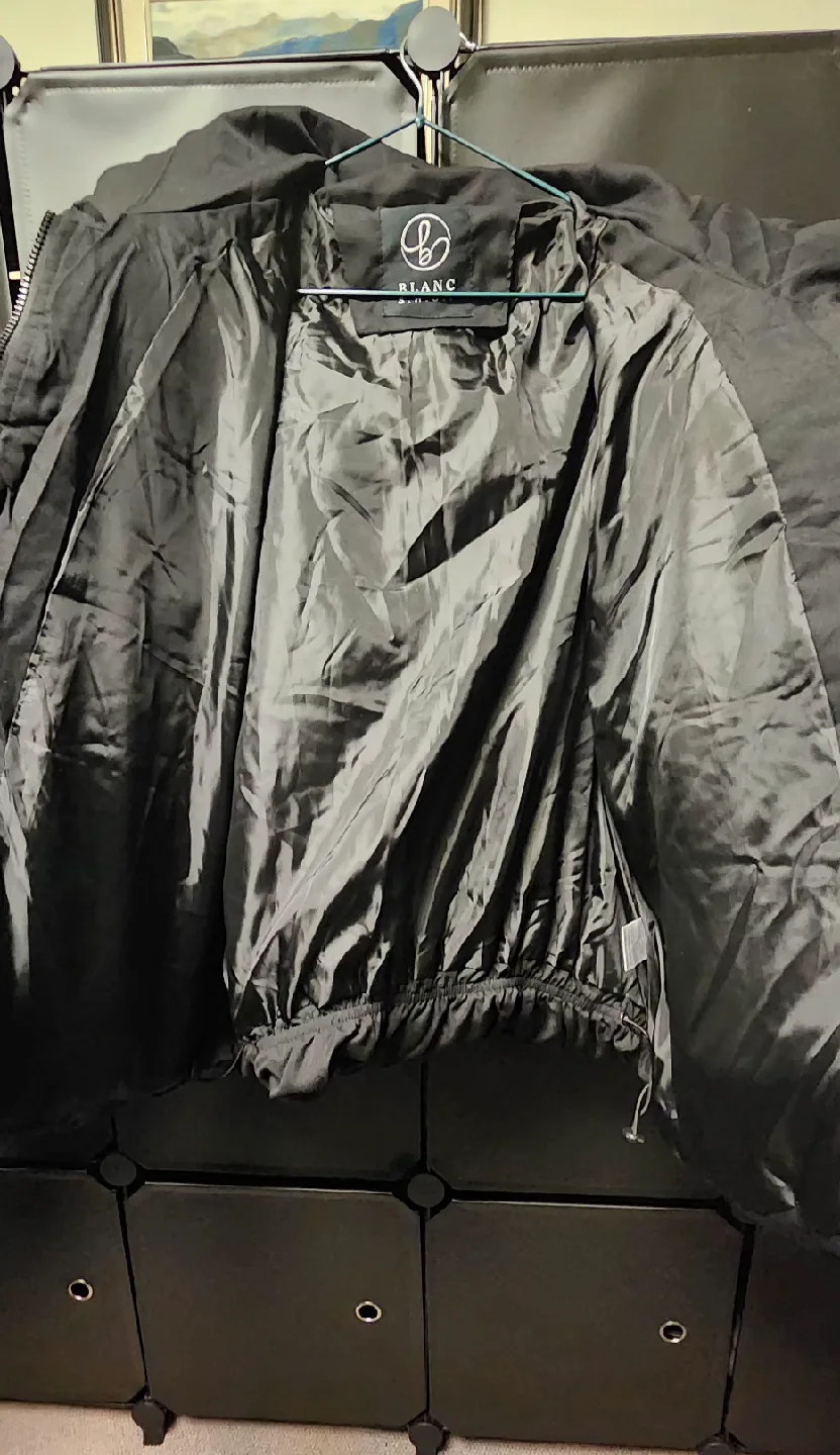 Korean puffer jacket image indicator(3)