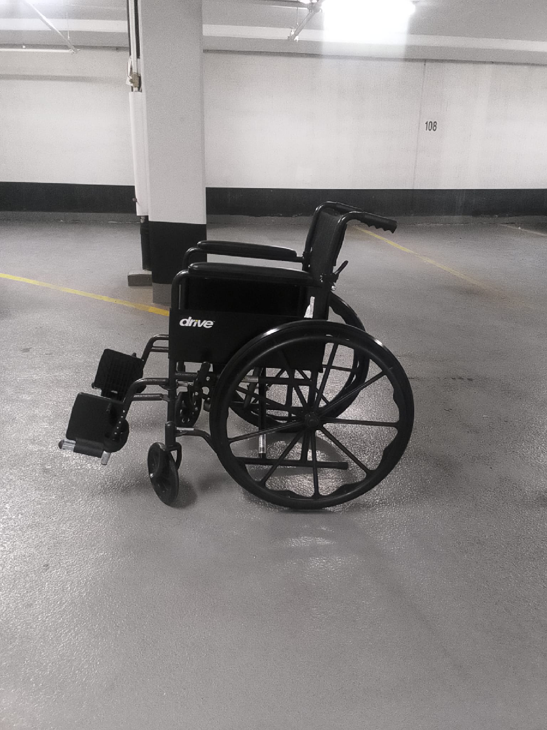 Wheelchair - Black - photo 3