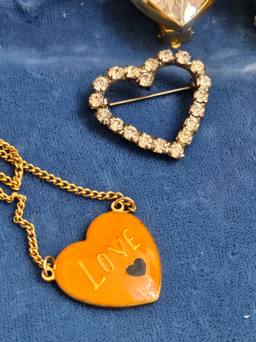 Vintage Heart Jewelry Set image indicator(2)