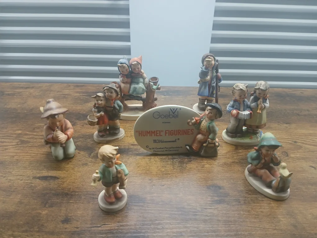 Hummel Figurine Collection thumbnail