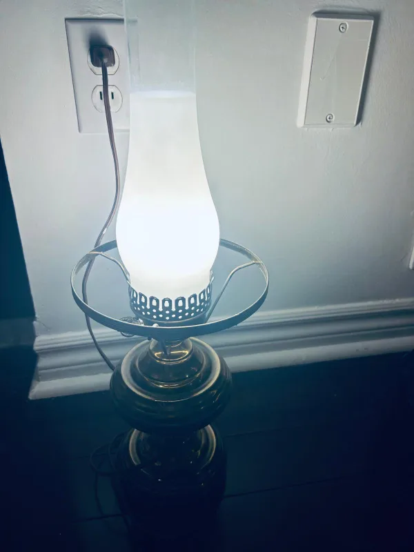 Vintage Brass & White Glass Hurricane Lamp image indicator(2)